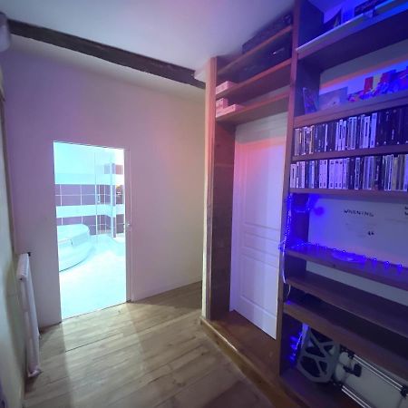 Floydroom'S Pau Chambre Hotes Standing Dans Appartement Partage Proche Chateau Exterior photo